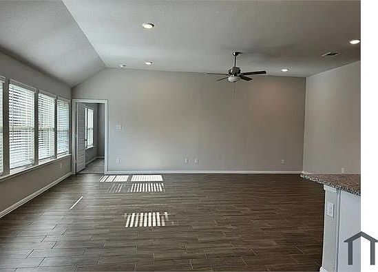 5th image of 10005 Blue Forest Ln