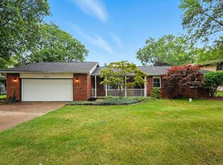 1909 Ironwood Rd, Warsaw, IN 46580