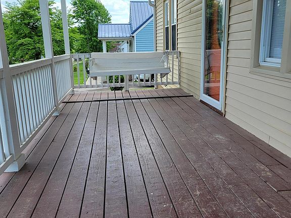 3rd image of 644 Northside Dr