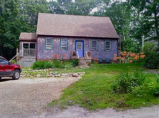 52 Andrews Rd, Tisbury, MA 02568