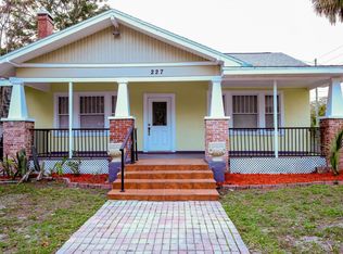 227 N Grosse Ave, Tarpon Springs, FL 34689