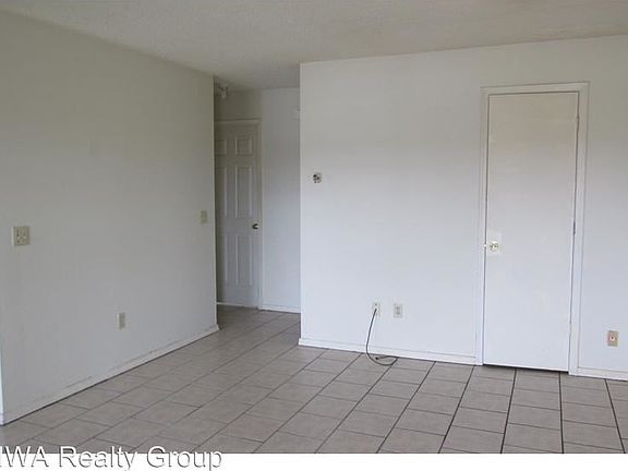 4th image of 1245 W Sunset Dr
