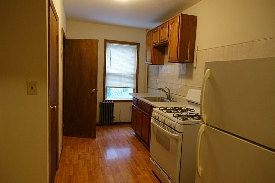 5th image of 292 Eckford St #1LRT