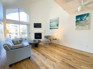 5500 Owensmouth Ave APT 317, Woodland Hills, CA 91367