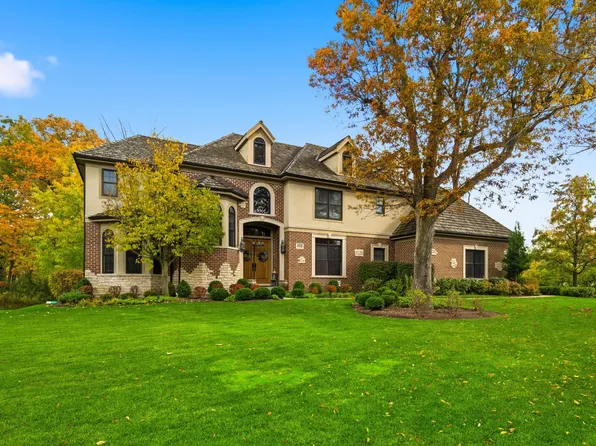 422 Old Mill Cir, Lincolnshire, IL 60069