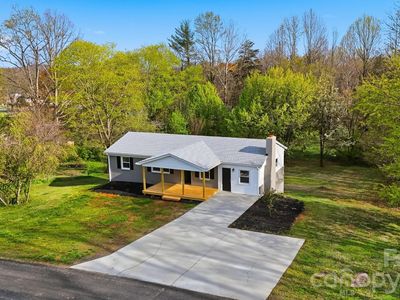 1033 Stagecoach Trl, Lenoir, NC, 28645