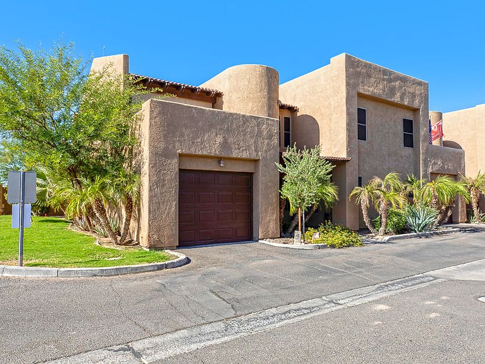 1st image of 800 E Country Club Dr Unit 4