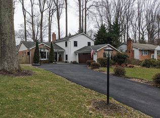 4004 King Arthur Rd, Annandale, VA 22003