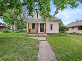 520 N 3rd Ave, Winterset, IA 50273