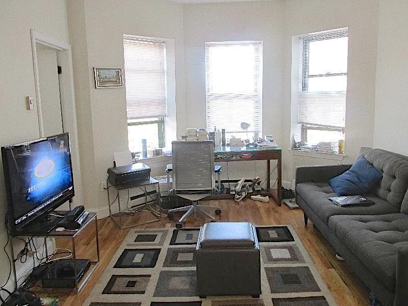 2nd image of 57 Westland Ave APT 9P