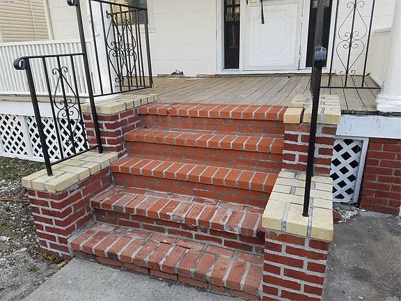 2nd image of 10604 215th St