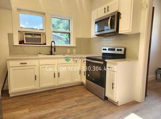 687 Allyn St APT C, Akron, OH 44311
