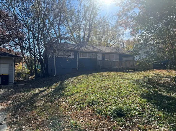 7711 E 112th Ter, Kansas City, MO 64134