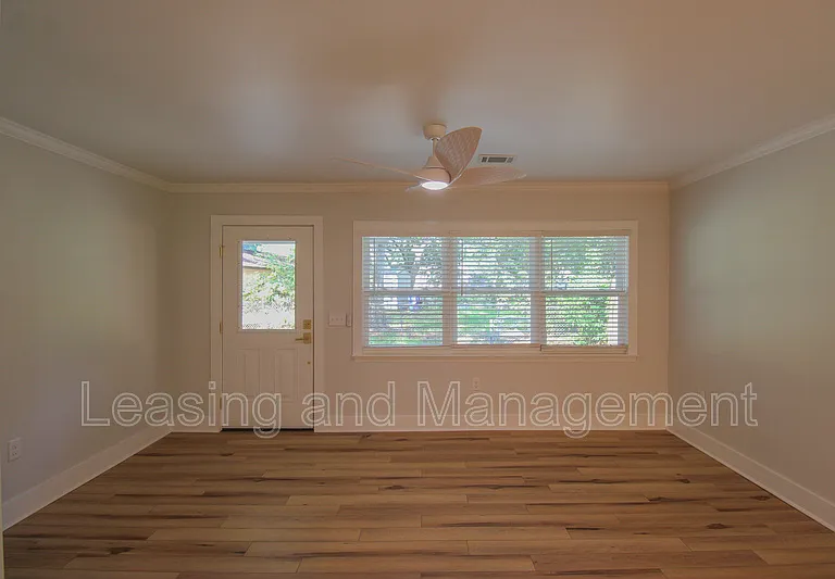 1757 Skinner Ave #B — Photo 5