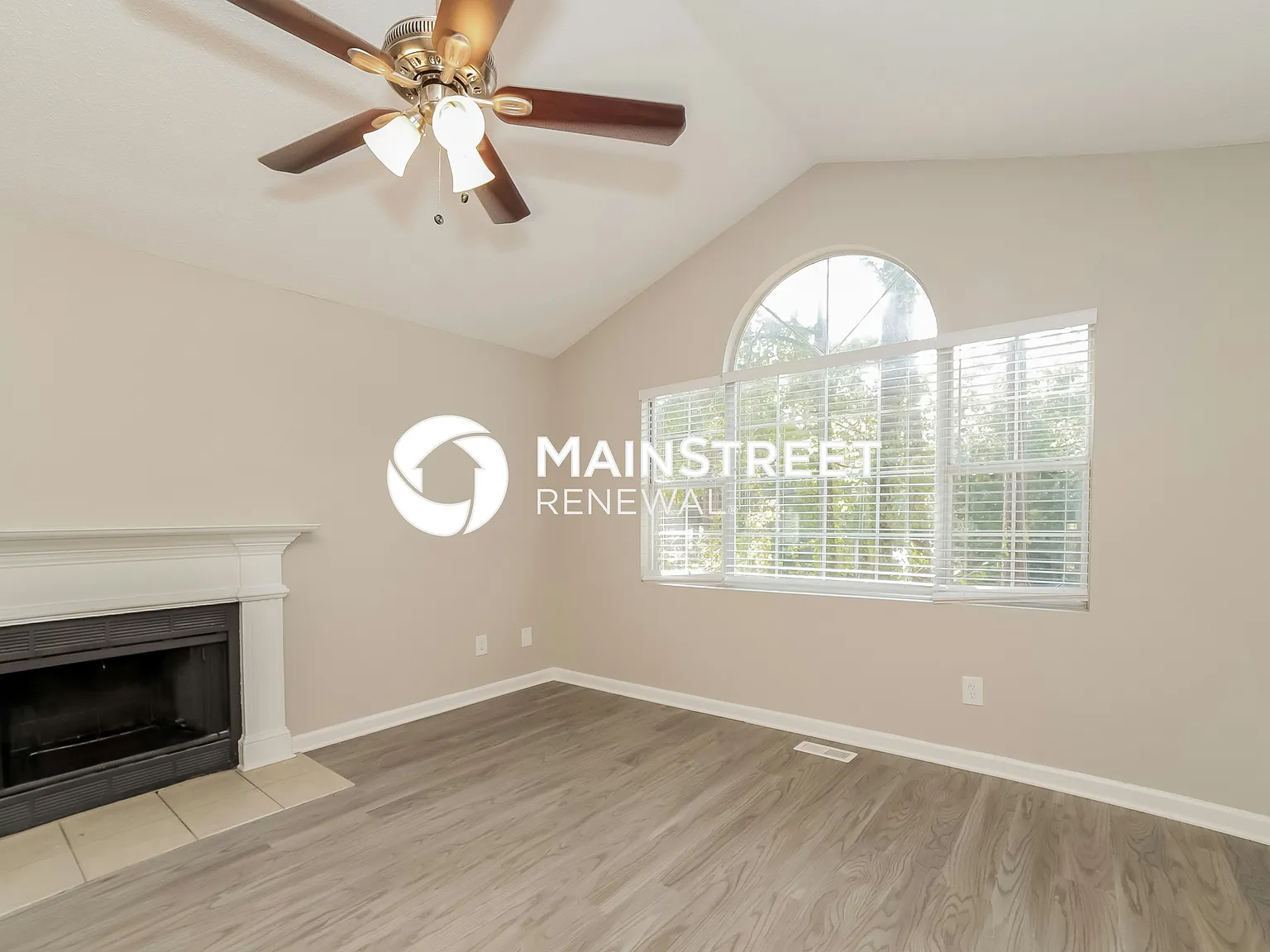336 Browning Circle — Photo 2