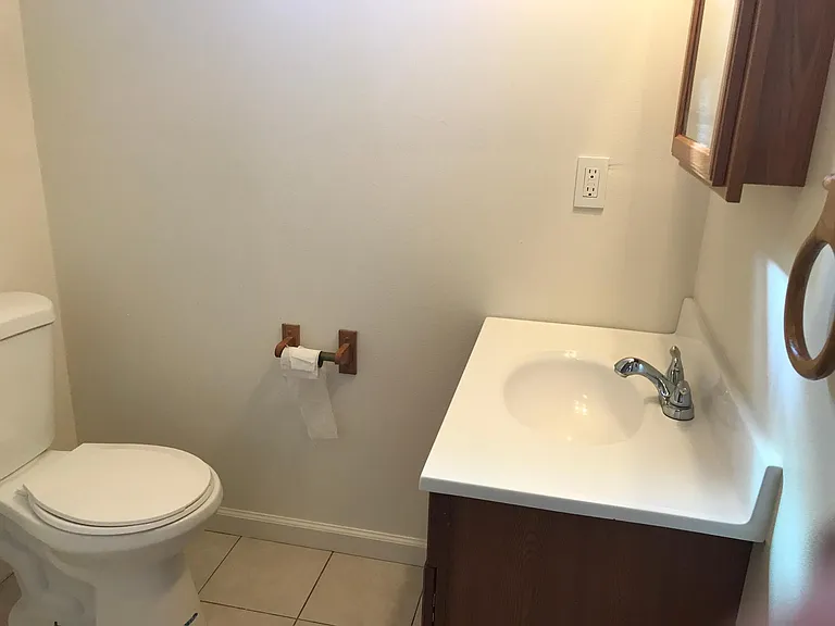3486 Lakeshore Blvd #5 — Photo 18