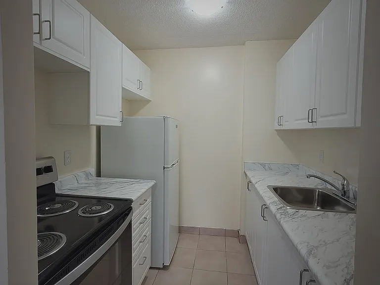 235 Rebecca St — Photo 4