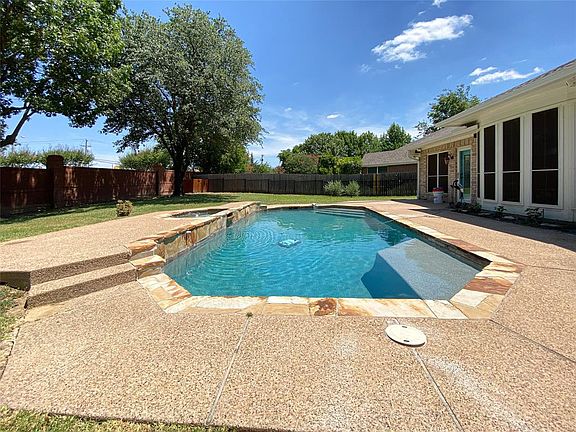 4th image of this home