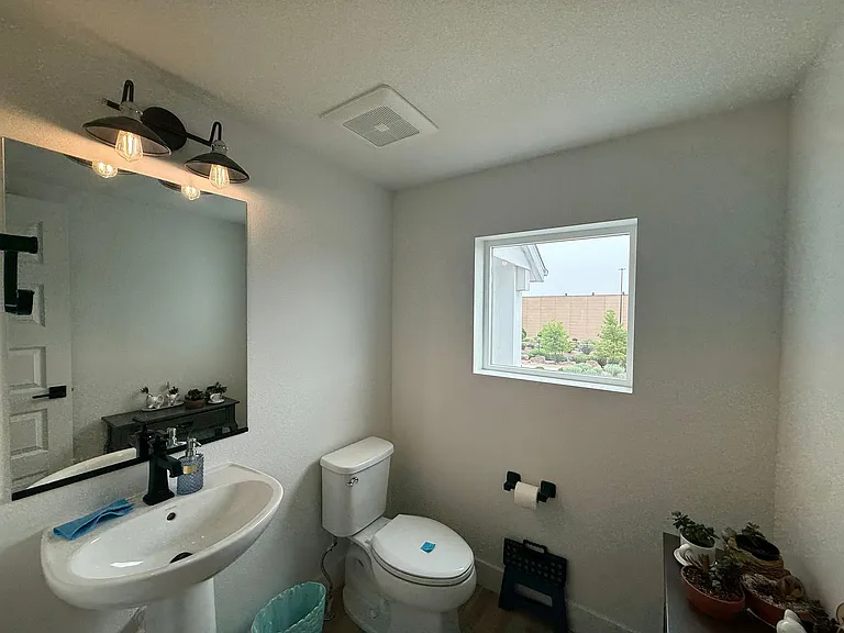 2143 Arikaree Hts — Photo 13