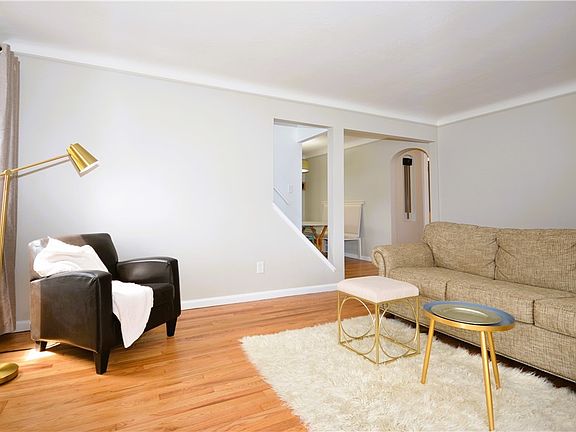 4th image of 4222 W 208th St