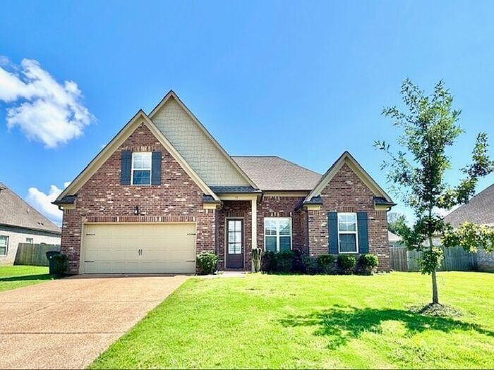 1st image of 95 Birkdale Dr