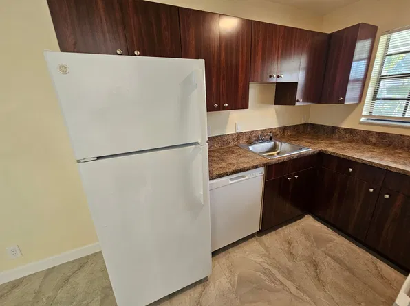 925-927 Duplex, 925-927 SW 30th St, Fort Lauderdale, FL 33315