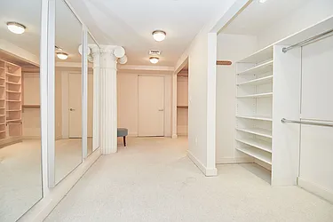 Sold by Manhattan Network Inc.