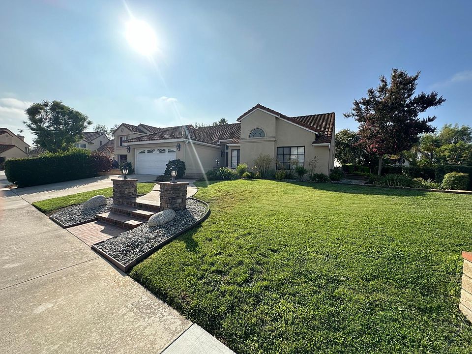 1st image of 3285 Olympic View Dr