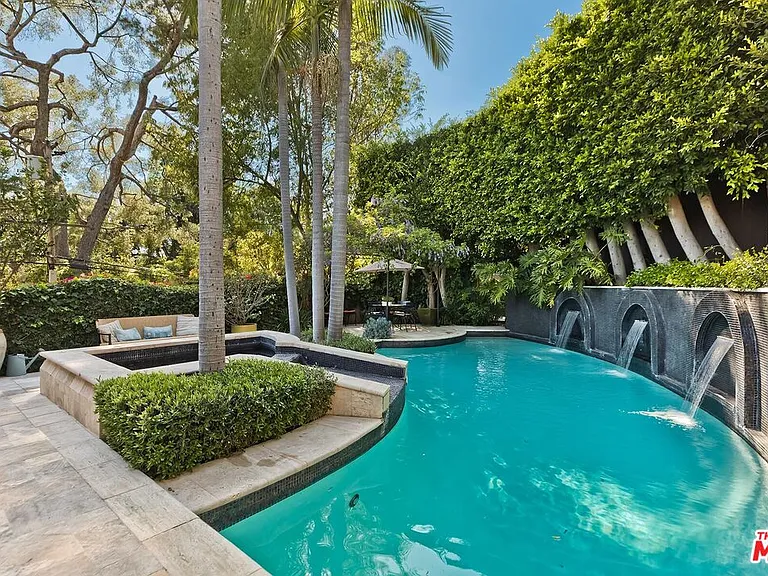 2806 Nichols Canyon Rd — Photo 30