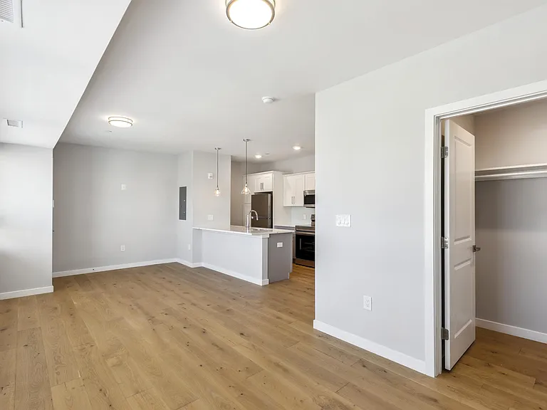 3838 Pechin St #306 — Photo 9