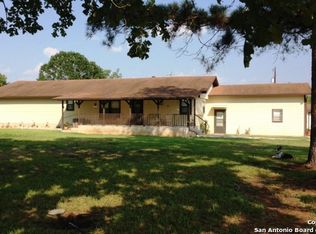 1725 Woelke Rd, Seguin, TX 78155