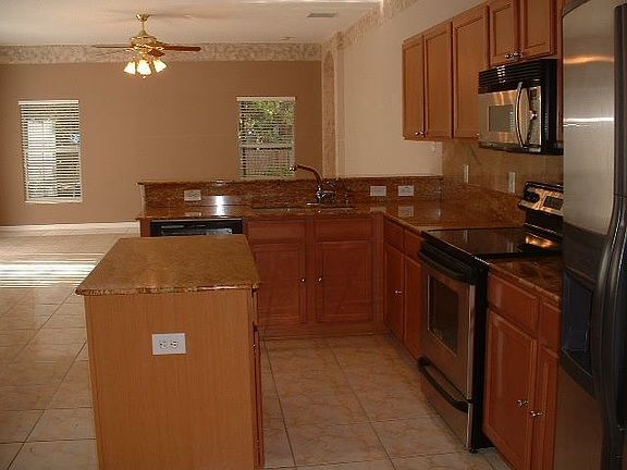 2nd image of 11127 Bridgecreek Dr