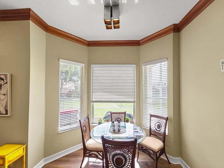 5058 Glenville Dr — Photo 15