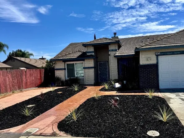 14076 Pinecrest St, Lathrop, CA 95330