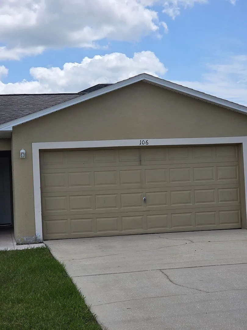 Building Photo - 106 Herring Ln