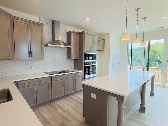 2nd image of 4116 Alexander View Dr