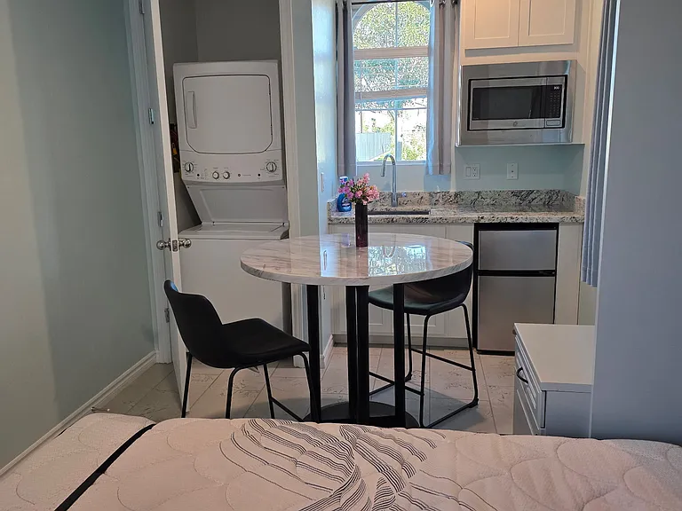 1277 Ossa St — Photo 10