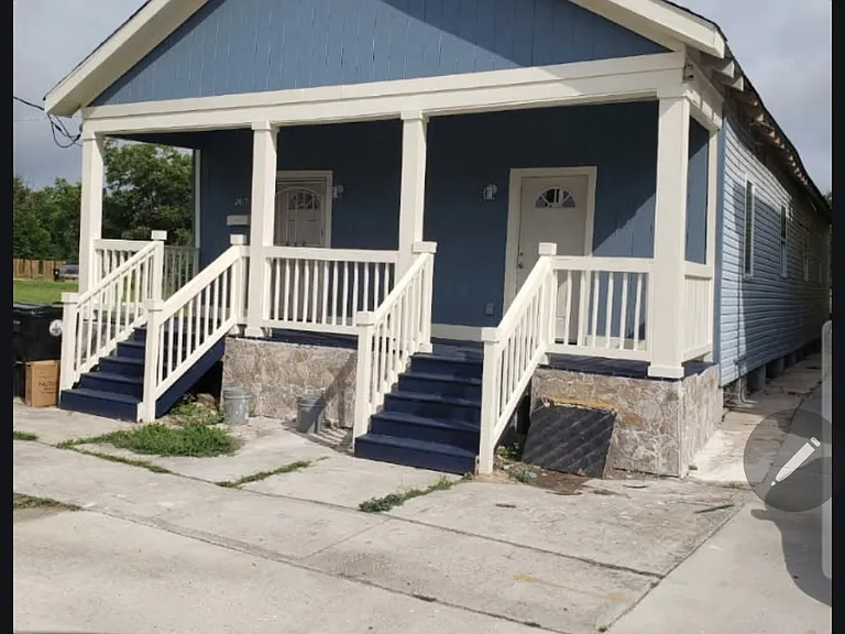 2615 S Johnson St — Photo 3