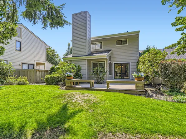 32080 SW Boones Bend Rd, Wilsonville, OR 97070