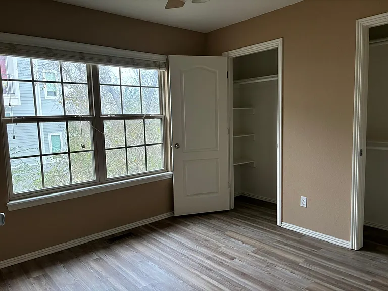 1434 W Netherland Way #1 — Photo 12