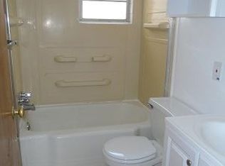 2112 Elm Ln #BASEMENT, Manhattan, KS 66502