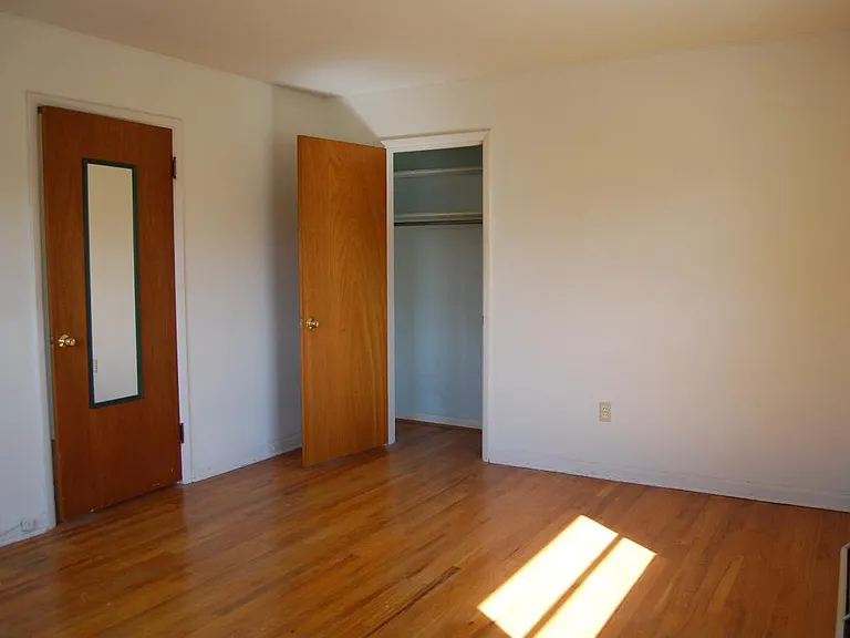 bedroom with closet