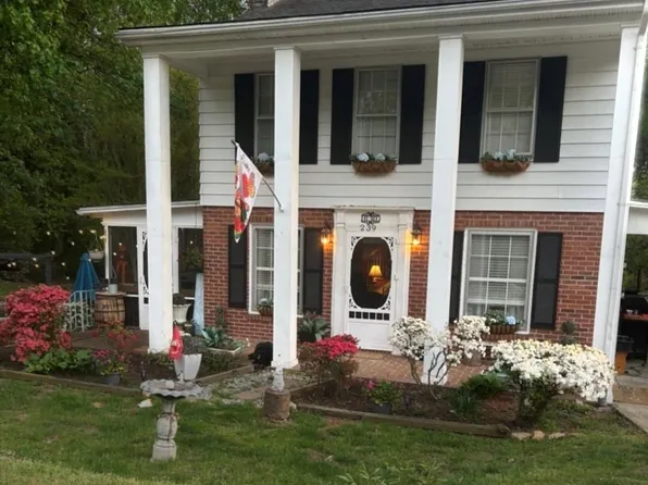 239 N Anderson St, Morganton, NC 28655
