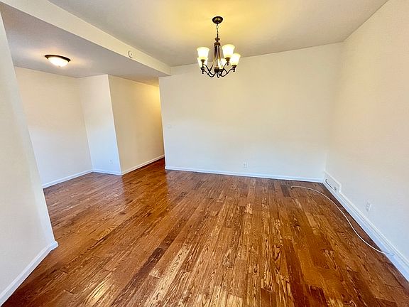 3rd image of 2744 27th St #2