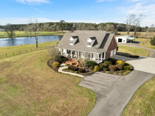 100 Deerfield Farm, Columbia, MS 39429