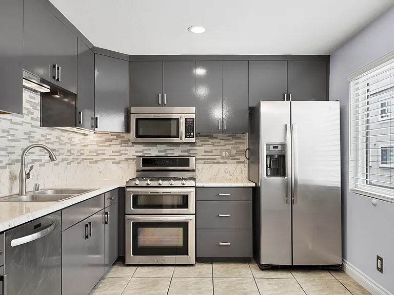 21901 Lassen St #123 — Photo 3