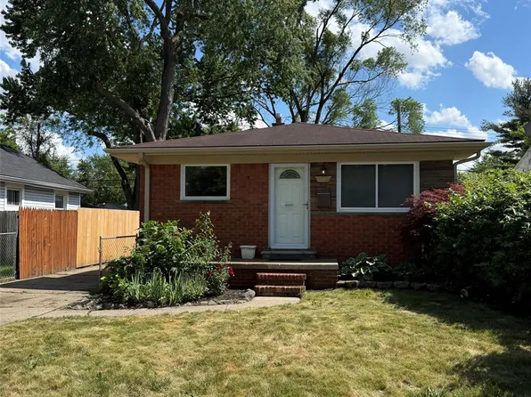 1512 E Jarvis Ave, Hazel Park, MI 48030