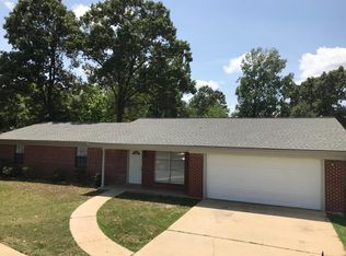 3111 Gilmer Rd, Longview, TX 75604