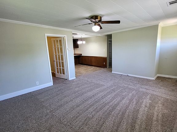 5th image of 3059 Maysville Rd