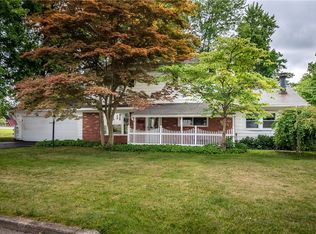 935 Woodland Rd, Sharpsville, PA 16150